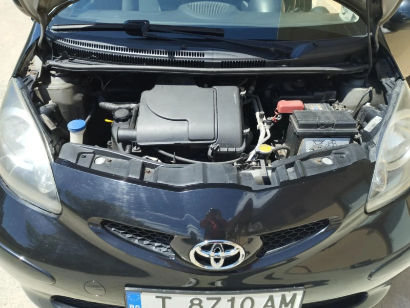 Toyota Aygo, снимка 6 - Автомобили и джипове - 52925610