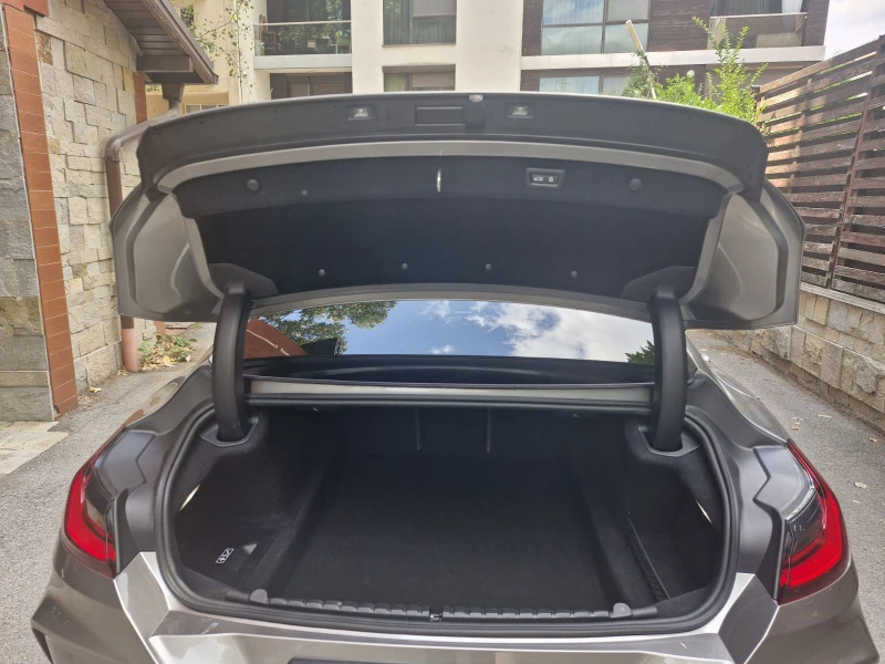 BMW M8 xDrive Gran Coupe Competition Carbon Keramik B&W, снимка 16 - Автомобили и джипове - 51691383