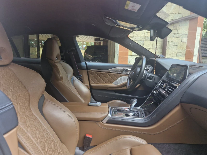 BMW M8 xDrive Gran Coupe Competition Carbon Keramik B&W, снимка 12 - Автомобили и джипове - 51691383