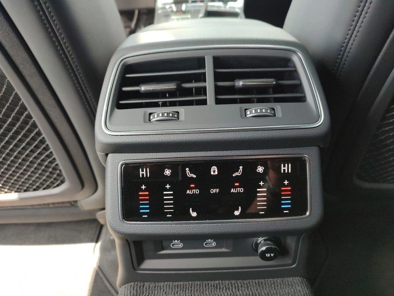 Audi Rs7 PERFORMANCE SPORTBACK B&O, снимка 15 - Автомобили и джипове - 52067067