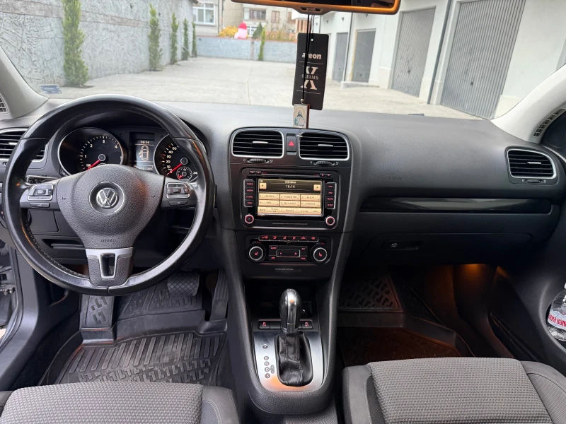 VW Golf, снимка 9 - Автомобили и джипове - 52807645