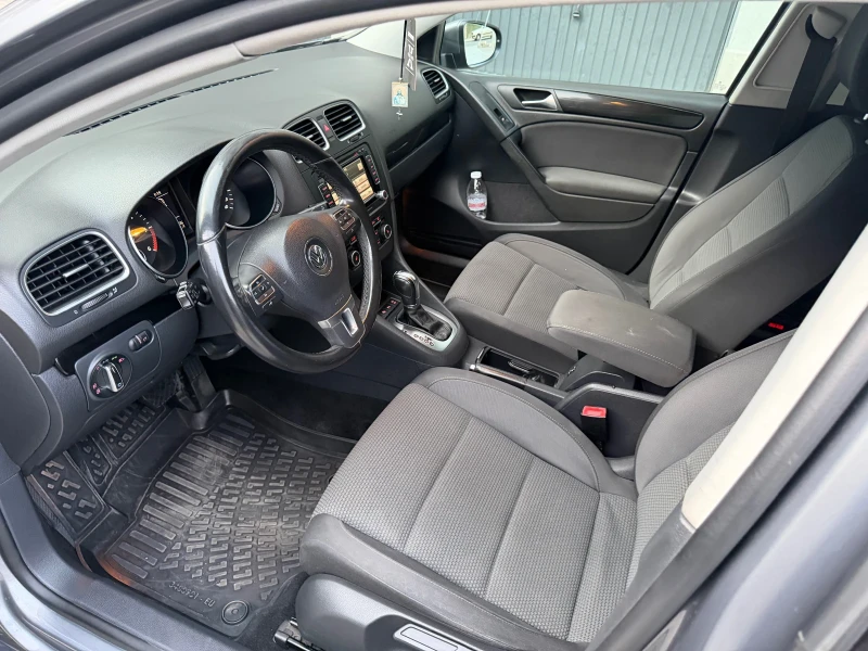 VW Golf, снимка 7 - Автомобили и джипове - 52807645