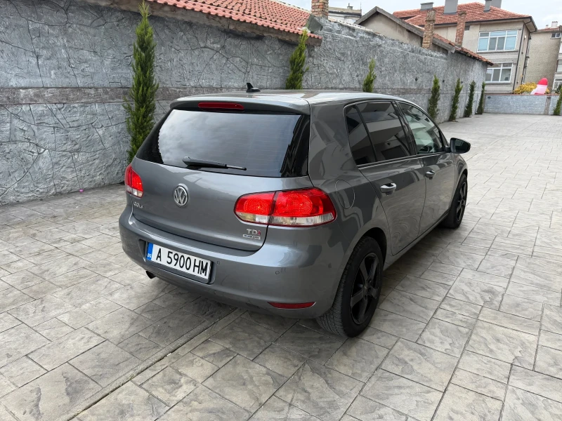 VW Golf, снимка 5 - Автомобили и джипове - 52807645