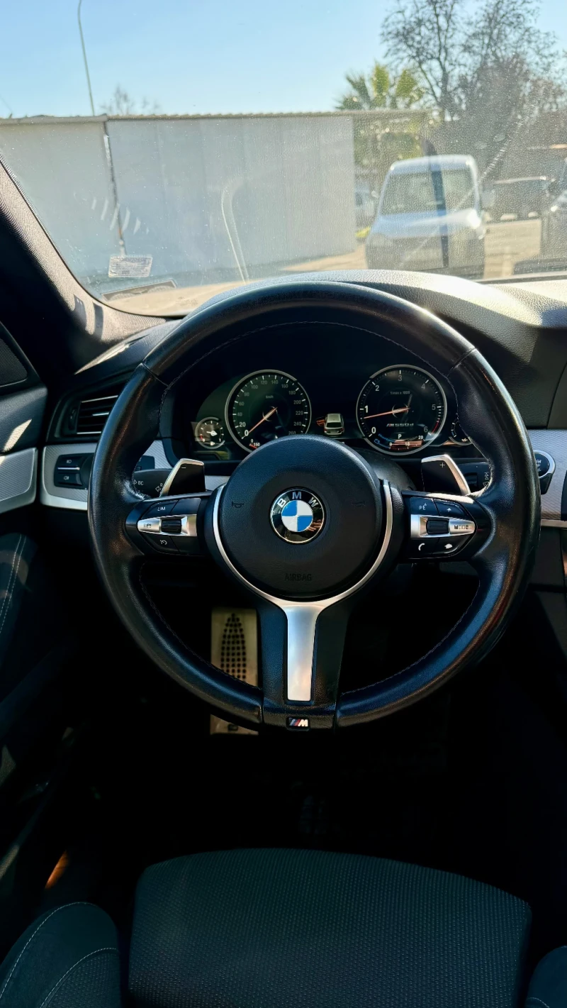 BMW 530 4X4 Led display, M pack LED фарове, снимка 4 - Автомобили и джипове - 53035829