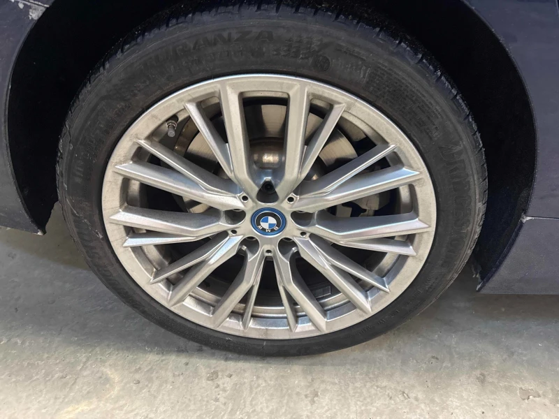 BMW 330 * * CARFAX * * АВТО КРЕДИТ * * , снимка 14 - Автомобили и джипове - 53155112