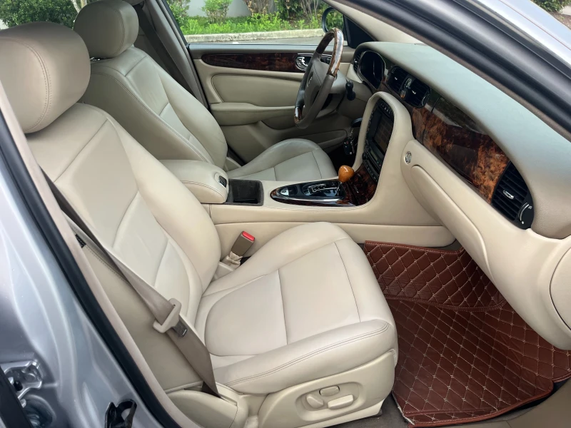 Jaguar Xj Xj8, снимка 13 - Автомобили и джипове - 53288885