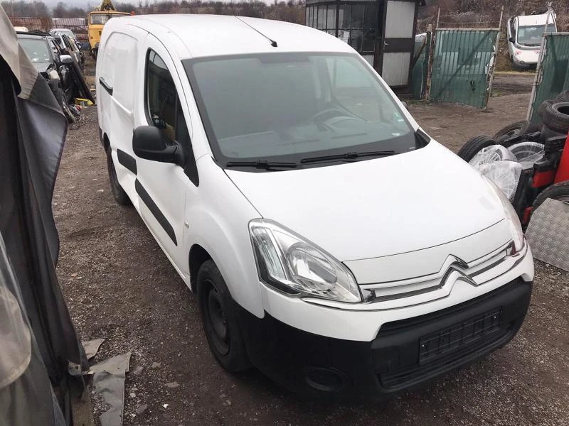 Citroen Berlingo 1.6HDI,9HF,90кс.,MAXI,2015 г., снимка 1 - Автомобили и джипове - 31150231