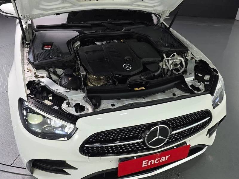 Mercedes-Benz E 220 E220d 4MATIC AMG Line| 194к.с.| ВКЛ.ТЕХНОТЕСТ, снимка 6 - Автомобили и джипове - 55701504