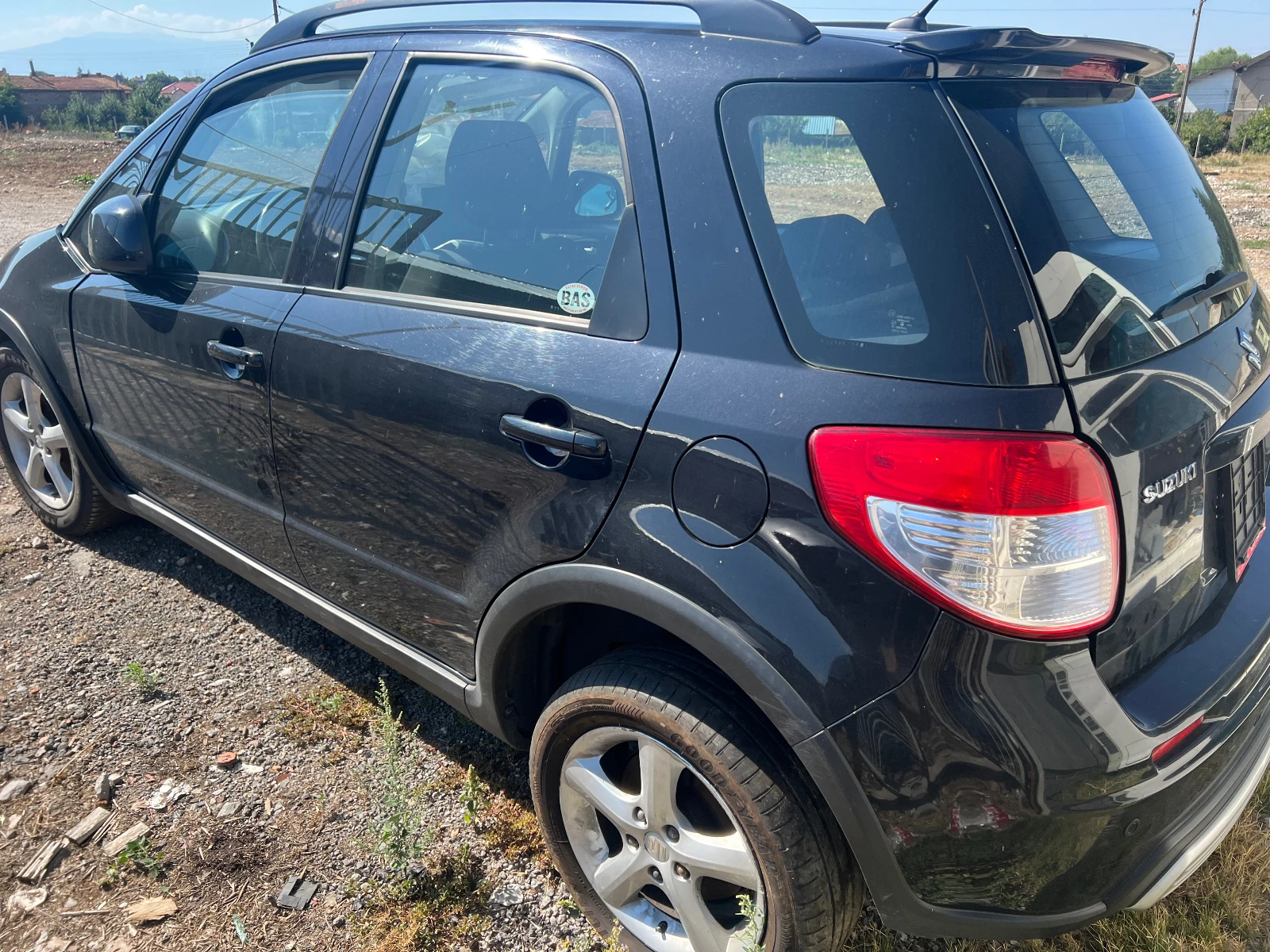 Suzuki SX4 2.0i - изображение 2