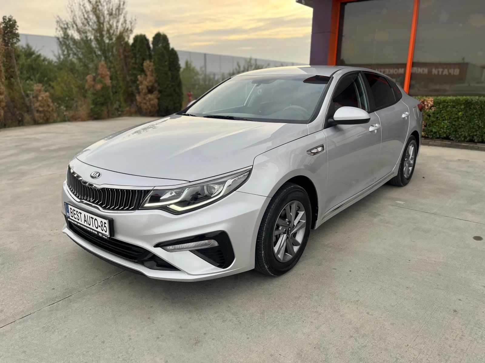 Kia K5 2.0i газ подгряване,навигация,Гаранция - [1] 