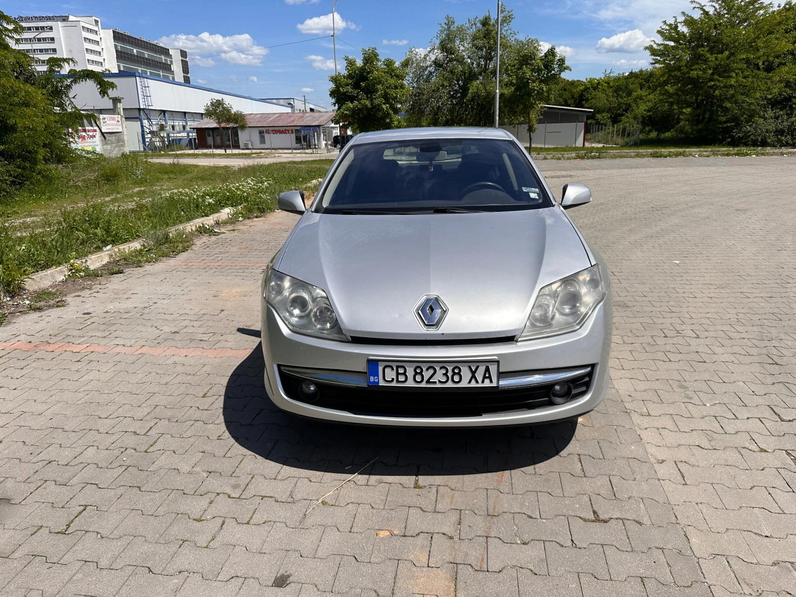 Renault Laguna 2.0 16V Turbo Газ/Бензин - изображение 2