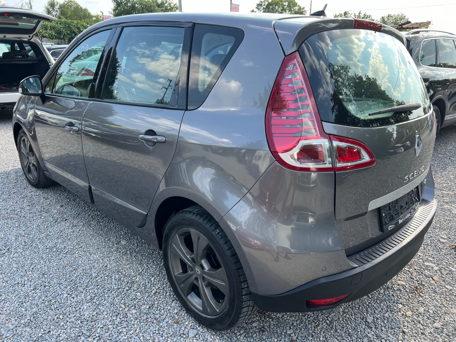 Renault Scenic 2.0DCI-ЕВРО 5В-АВТОМАТИК-НАВИГАЦИЯ-КАМЕРА - изображение 4