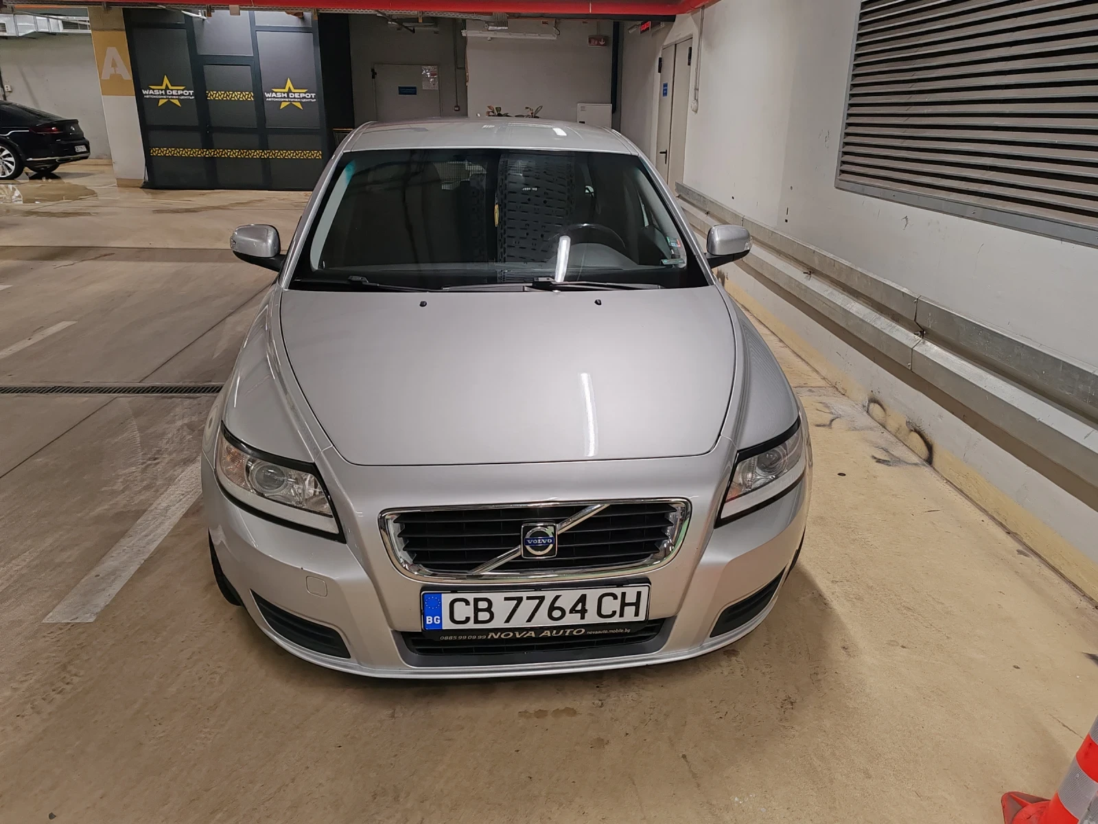 Volvo V50 Комби - изображение 2