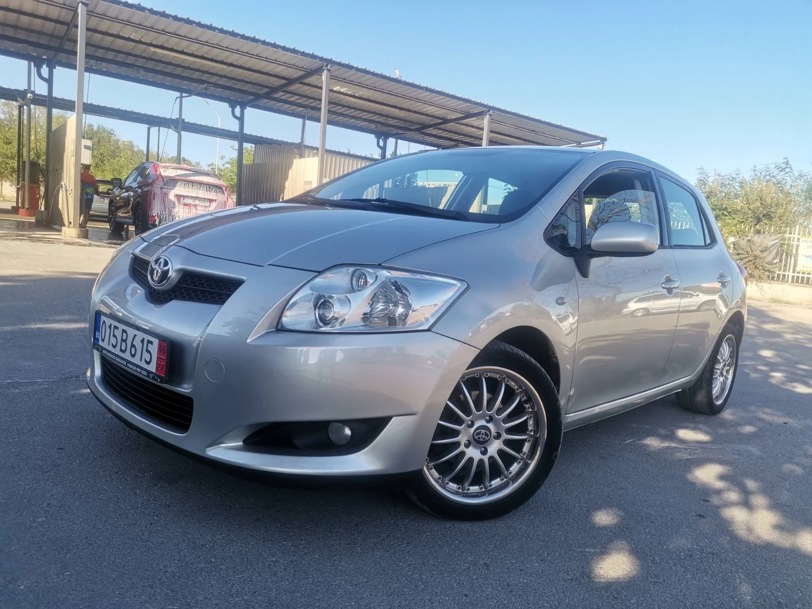 Toyota Auris КАТО НОВ* 1.6i* ПАРКТРОНИК - [1] 