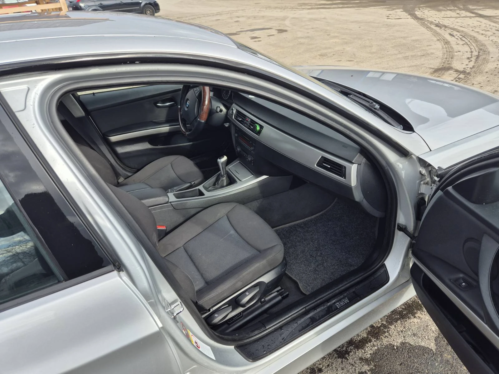 BMW 320 2.0d 122k.� ��� | Mobile.bg � ����������� 12