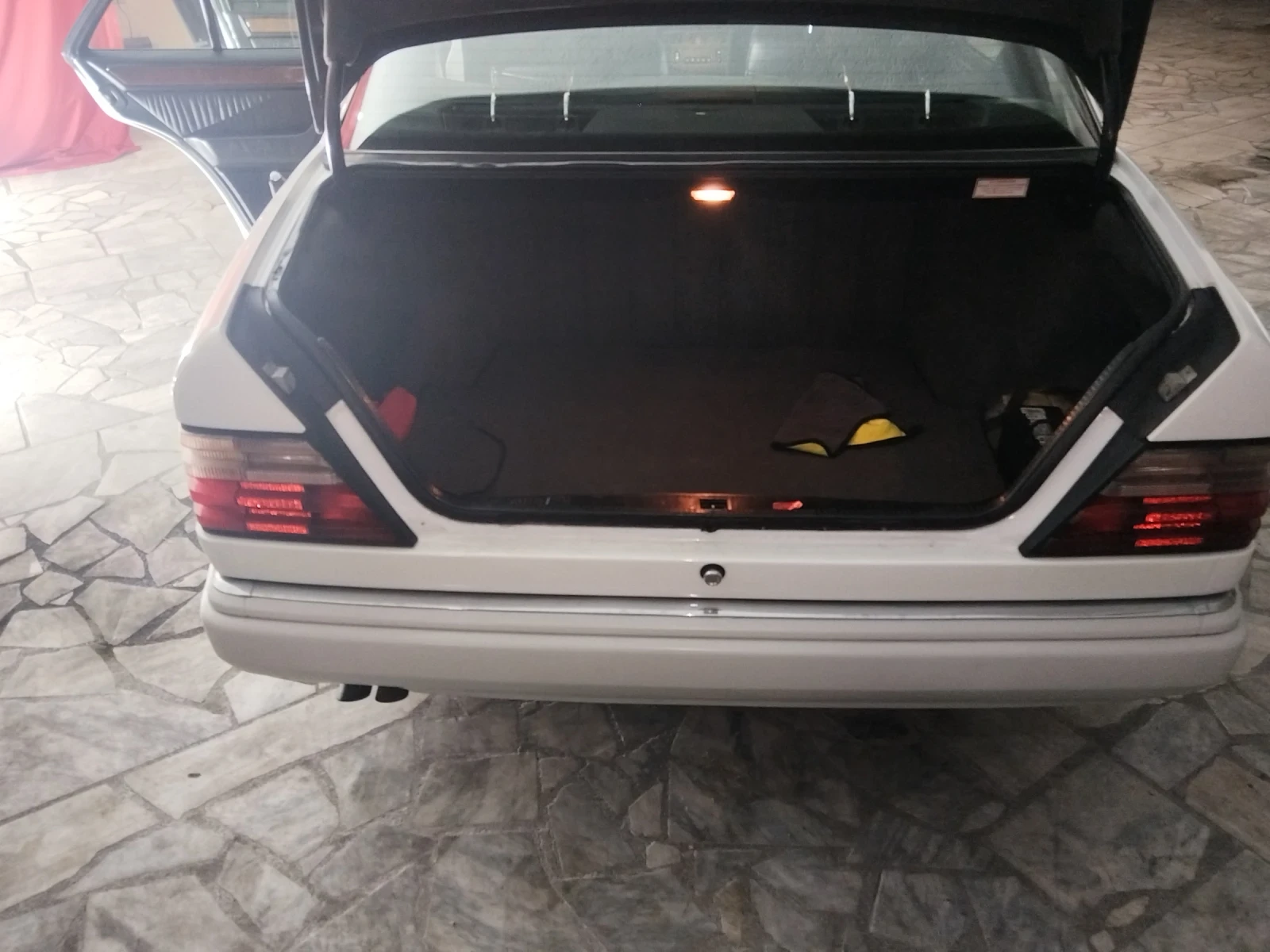 Mercedes-Benz 124 Топ Състояние E420 | Mobile.bg — изображение 17