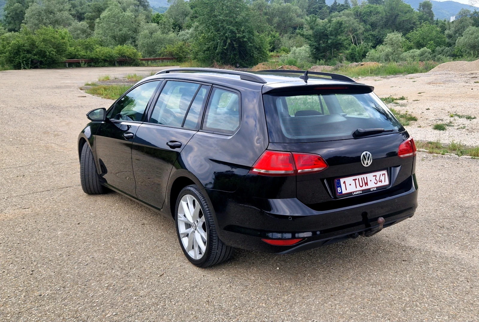 VW Golf 1.6 TDI VARIANT  - изображение 6
