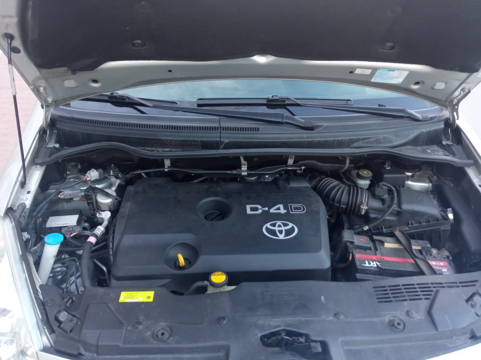 Toyota Corolla verso  - изображение 3