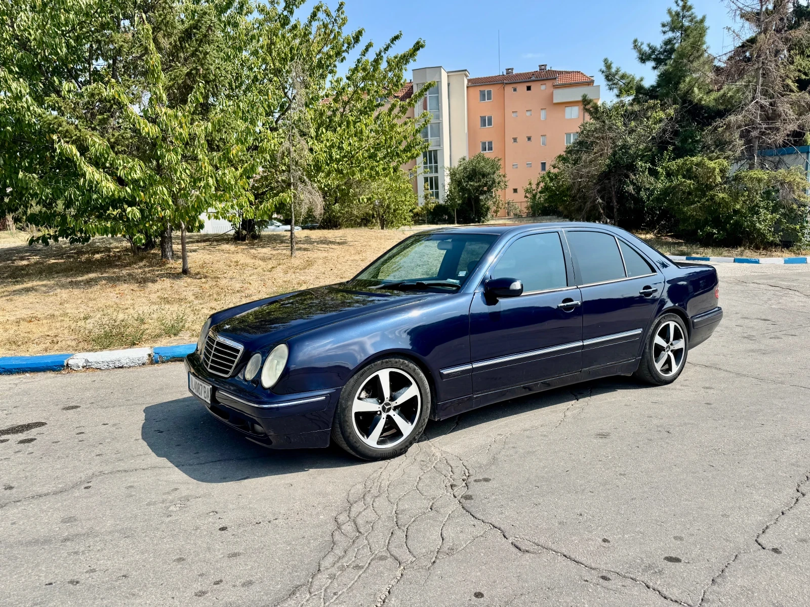 Mercedes-Benz E 320  - изображение 4