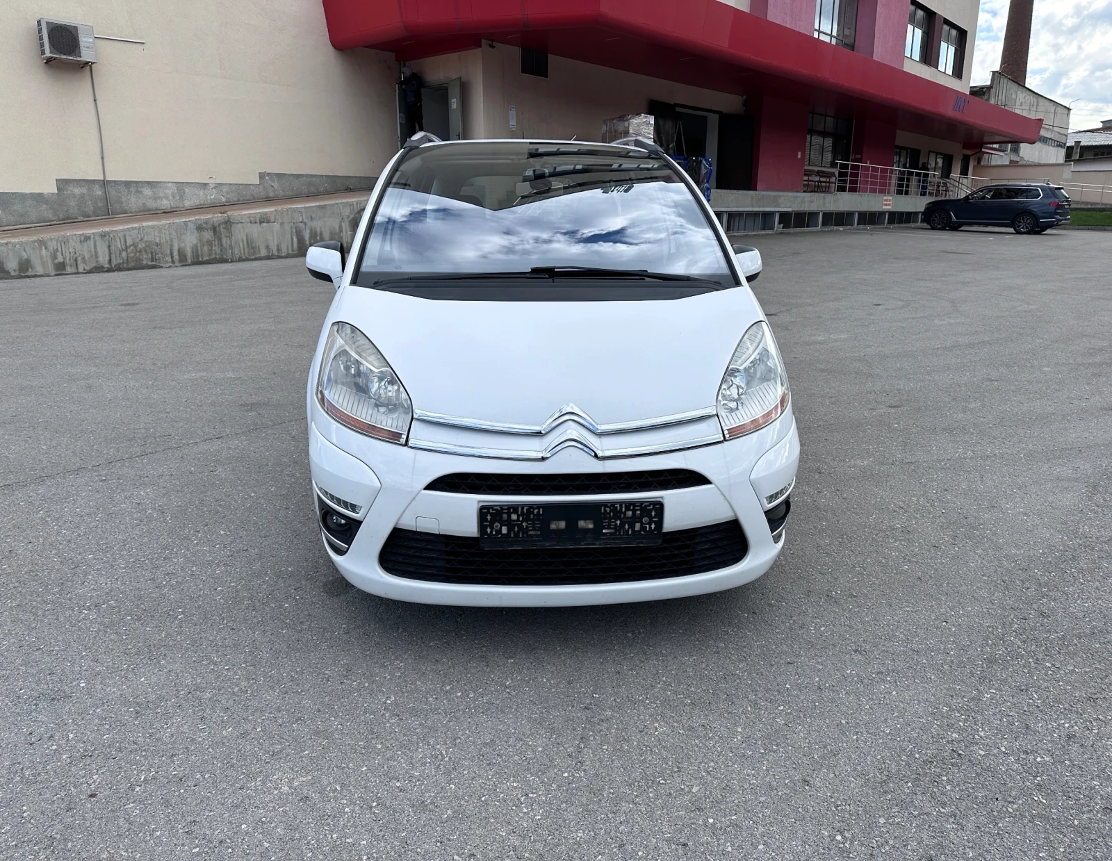 Citroen C4 Picasso GRAND FaceLift - 1.6i - РЕАЛНИ КИЛОМЕТРИ - изображение 2