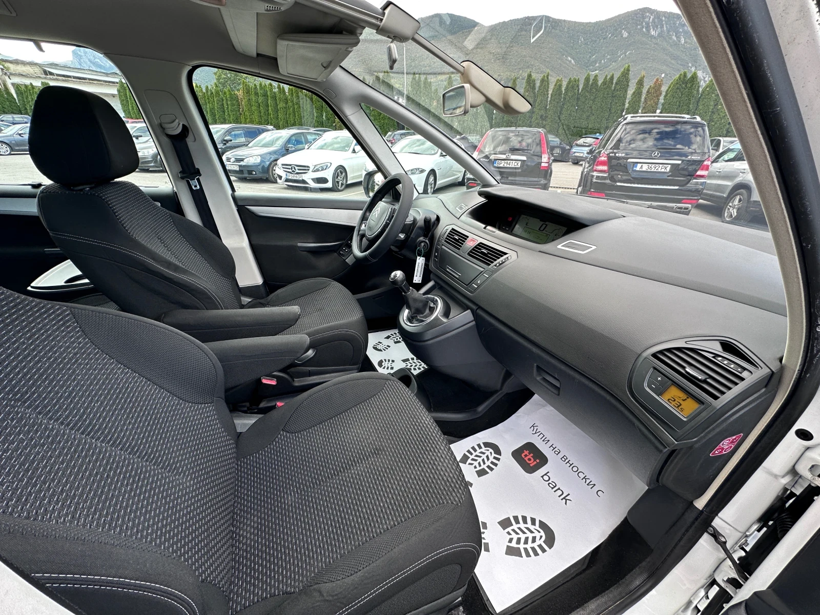 Citroen C4 Picasso GRAND FaceLift - 1.6i - РЕАЛНИ КИЛОМЕТРИ - изображение 10