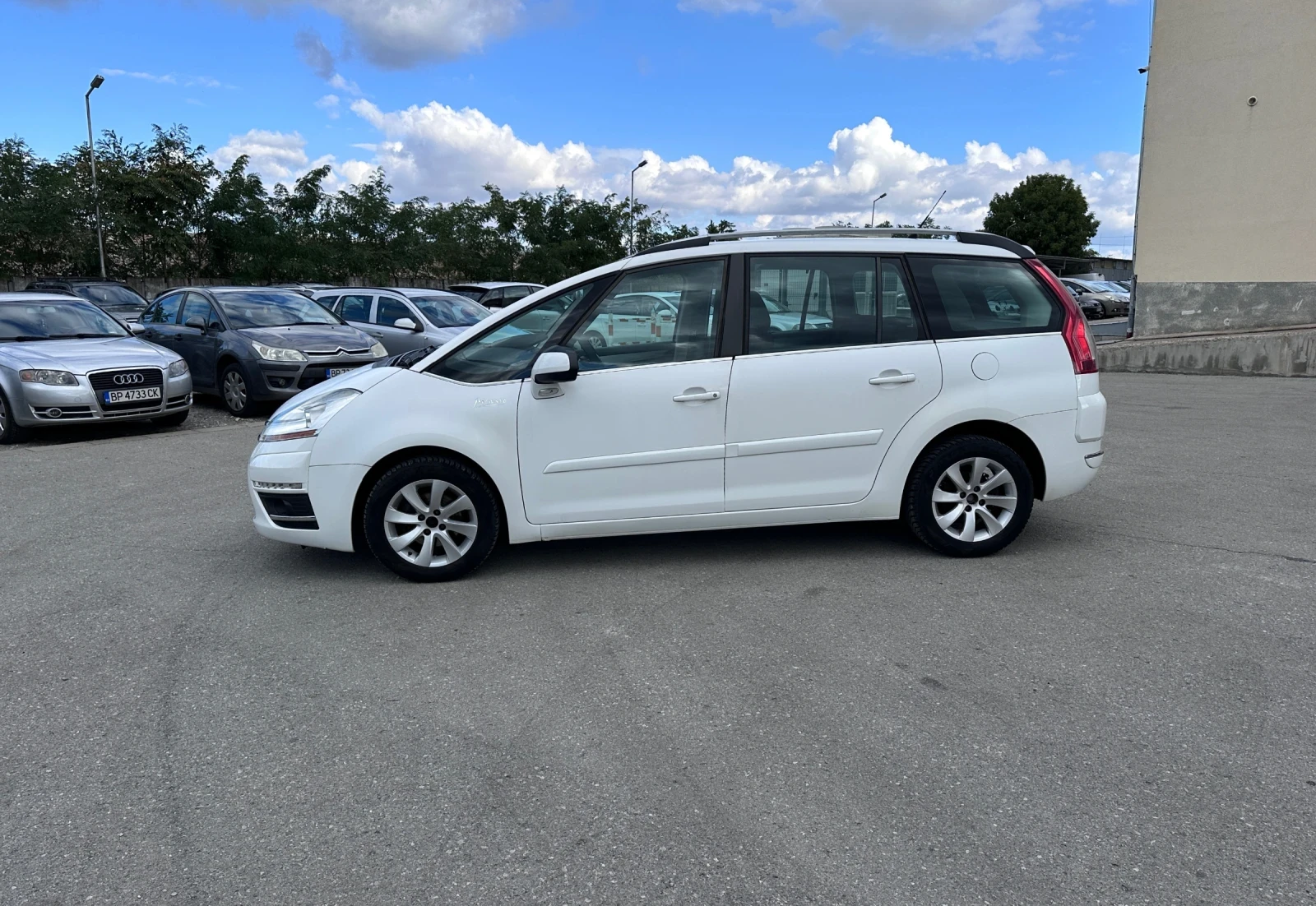 Citroen C4 Picasso GRAND FaceLift - 1.6i - РЕАЛНИ КИЛОМЕТРИ - изображение 8