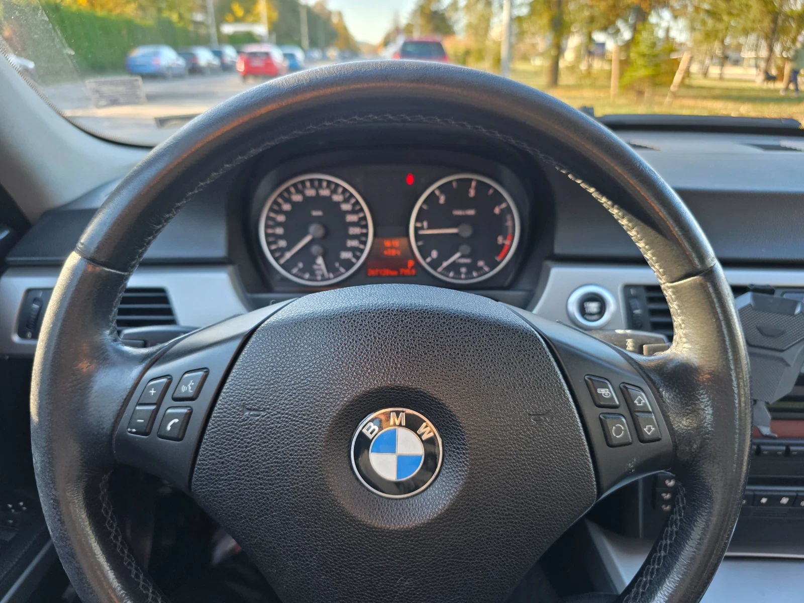 BMW 320 D E90 | Mobile.bg   11