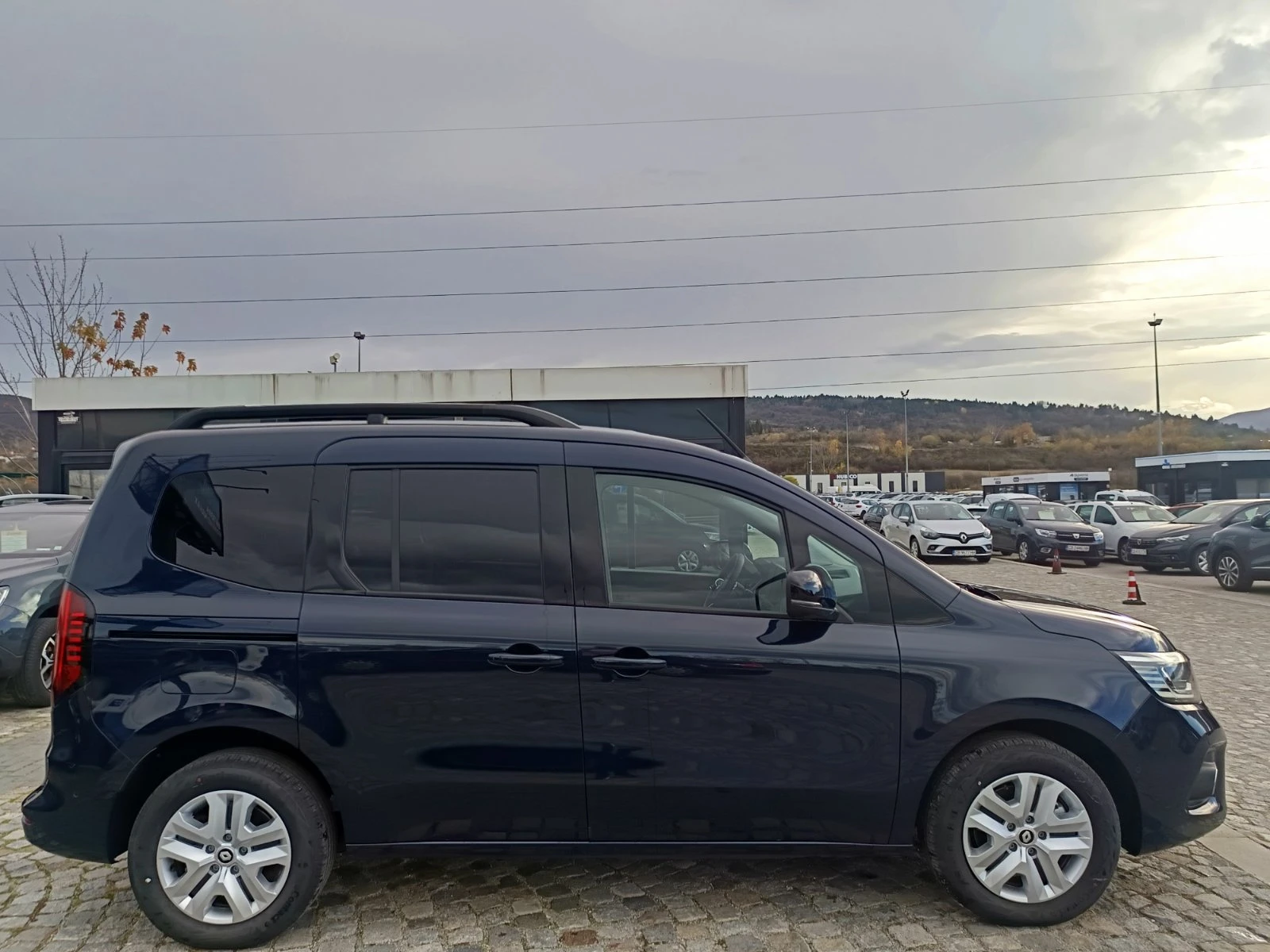 Renault Kangoo 1.3Tce 130 EDC/ N1 (4+ 1)м. - изображение 7