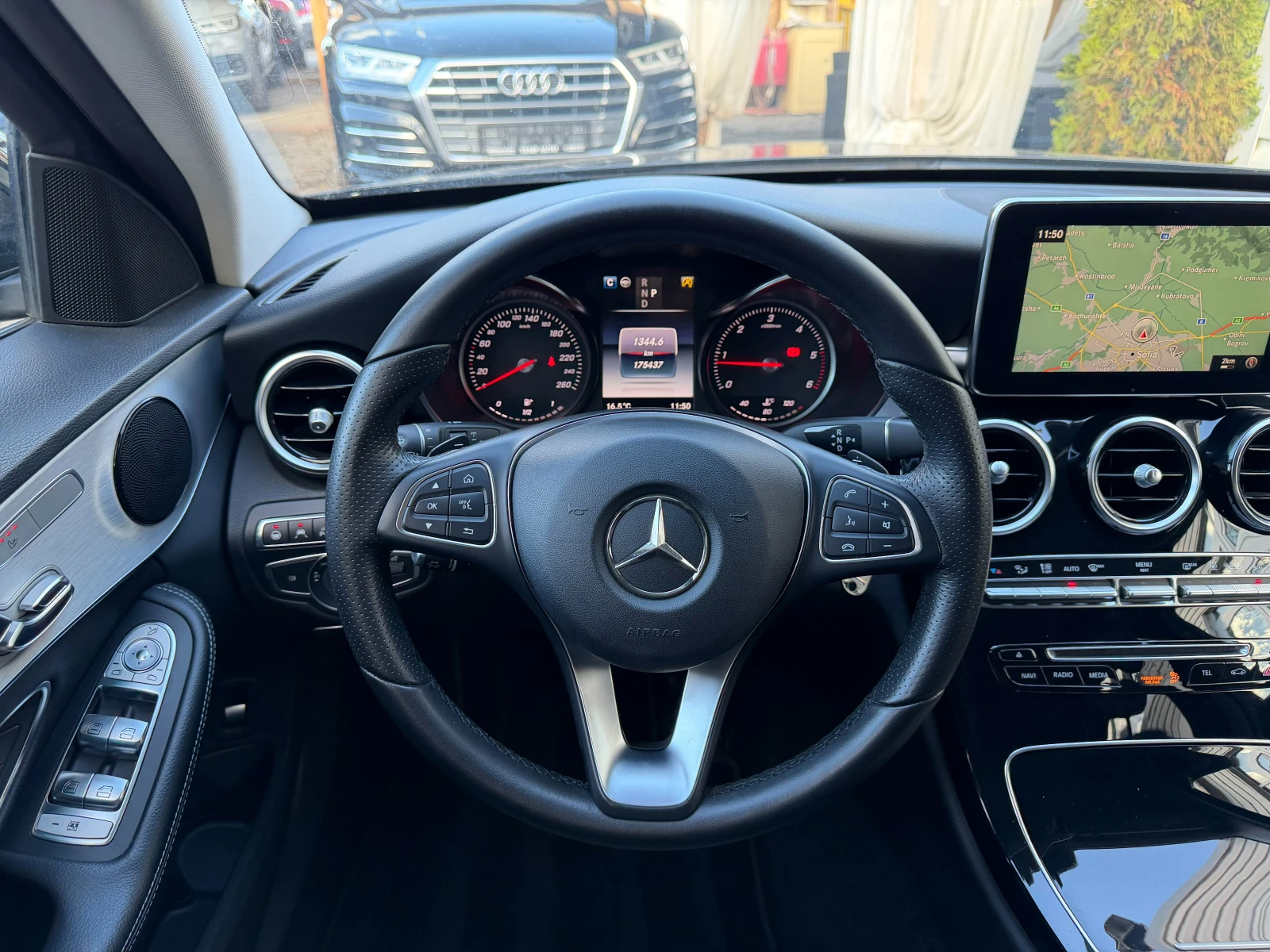 Mercedes-Benz C 220 4Matic* СЕРВИЗНА КНИЖКА С ПЪЛНА ИСТОРИЯ В МЕРЦЕДЕС - изображение 10