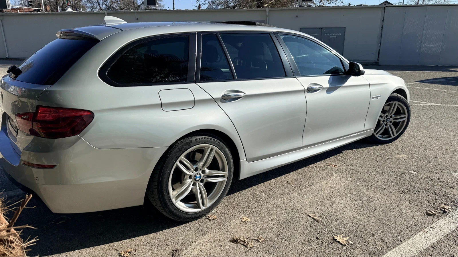 BMW 530 4X4 Led display, M pack LED фарове - изображение 3