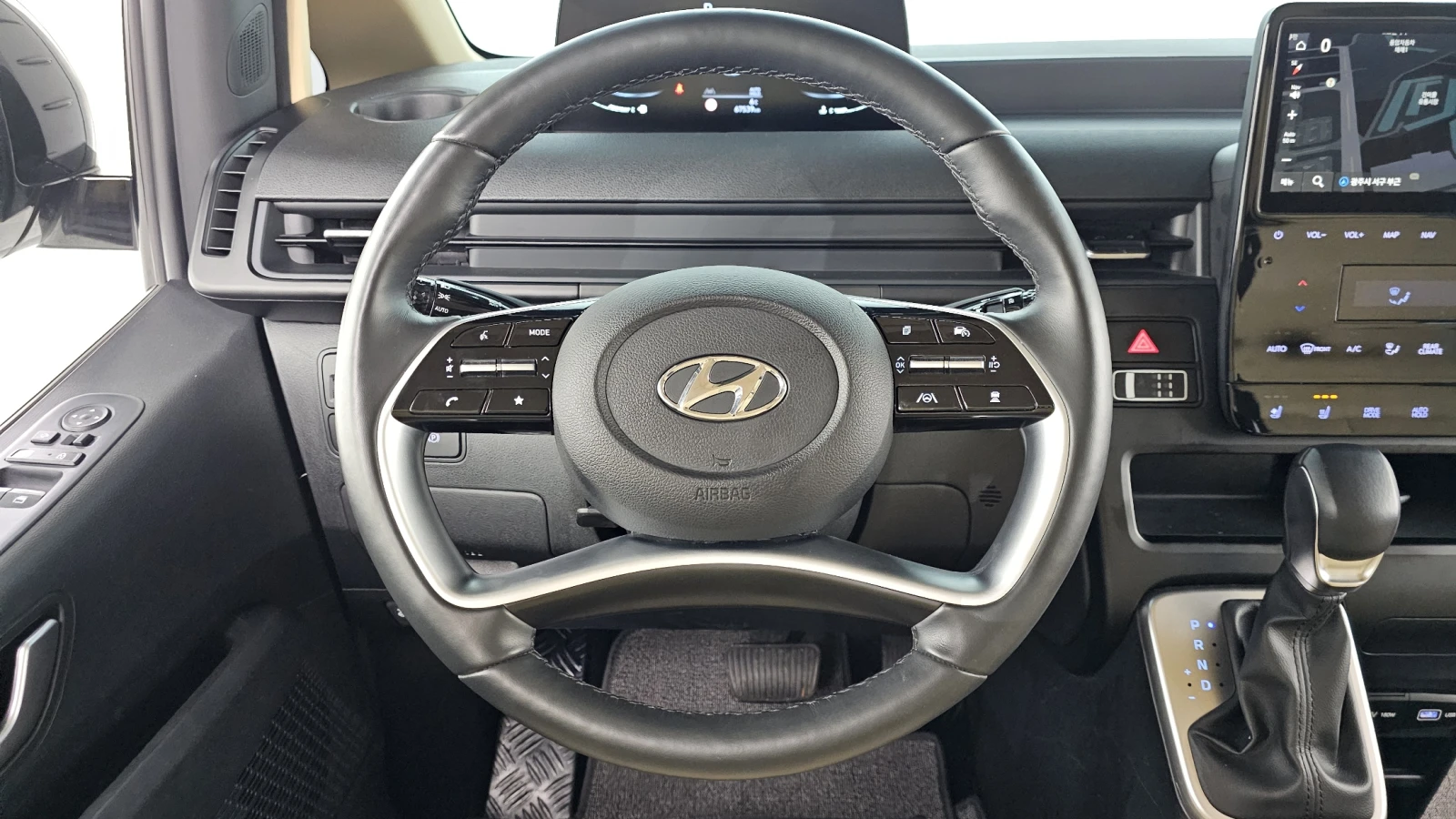 Hyundai Staria L3.5 Tourer 9seater autogeorge.com | Mobile.bg � ����������� 13