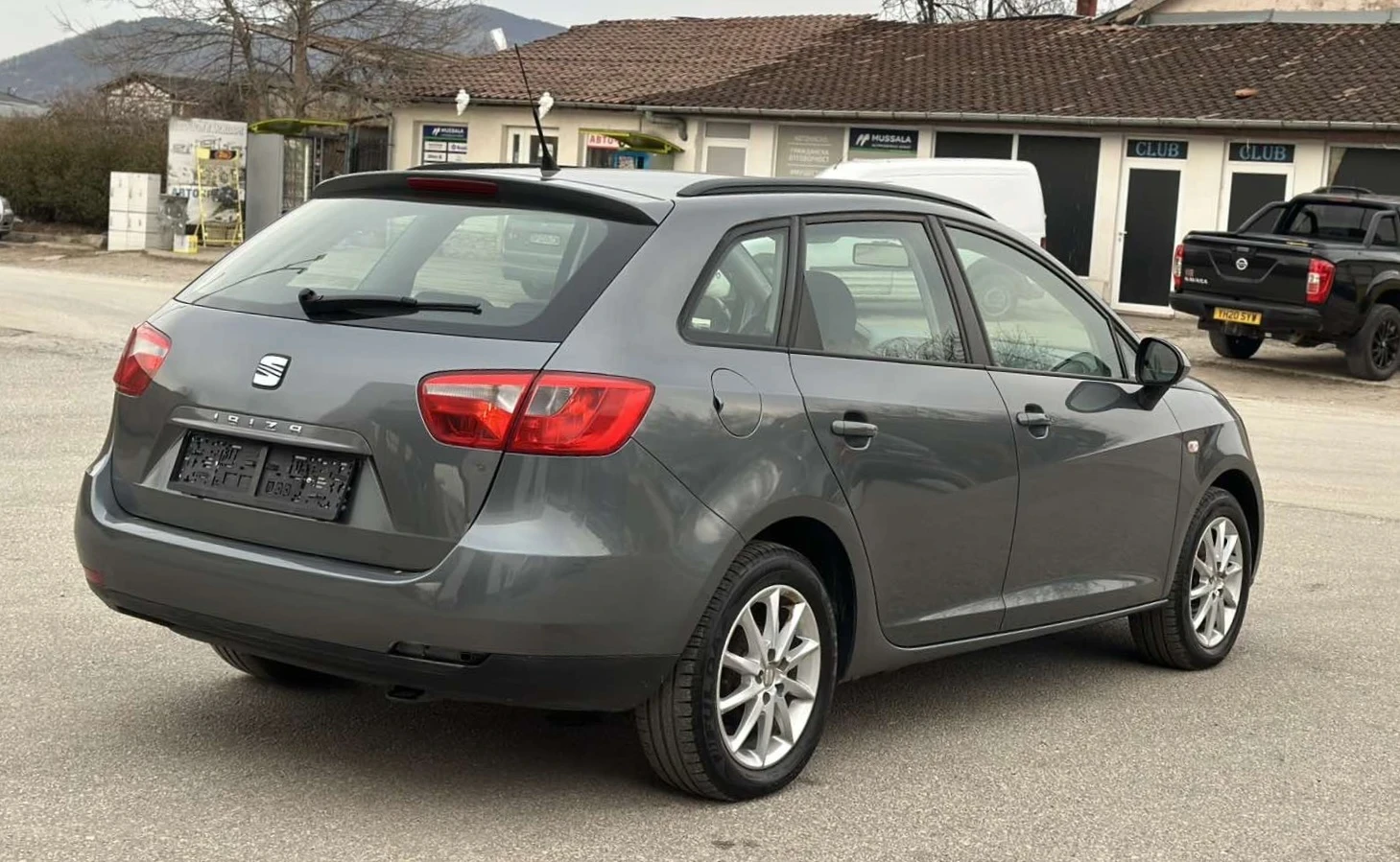 Seat Ibiza 1.2i * Климатик* FR*  - изображение 4