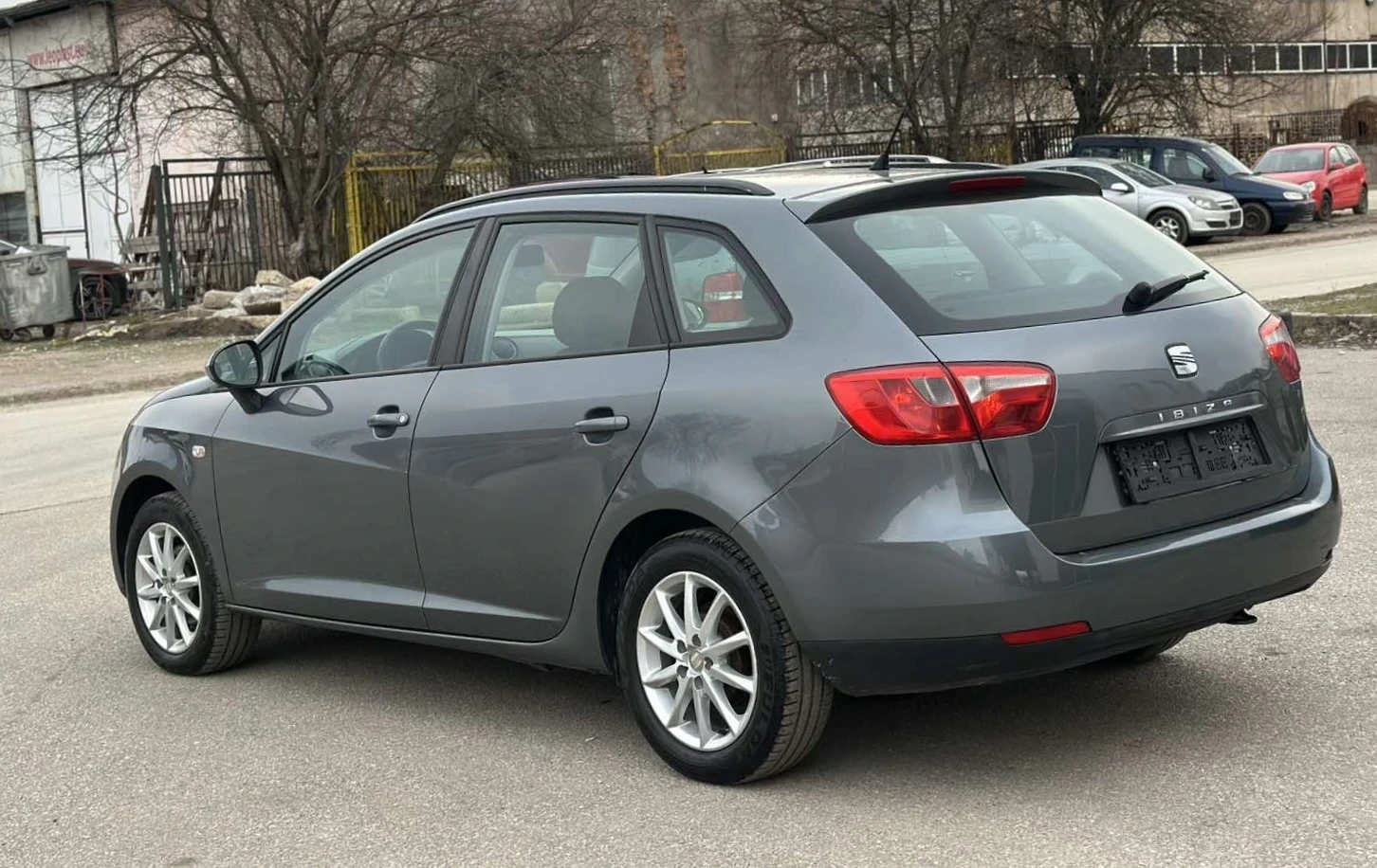 Seat Ibiza 1.2i * Климатик* FR*  - изображение 3