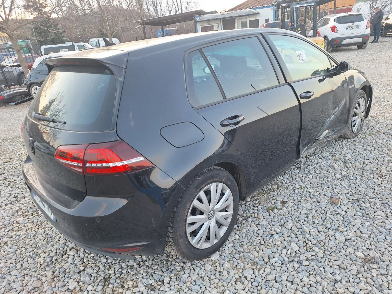 VW Golf 2.0gtd - изображение 10