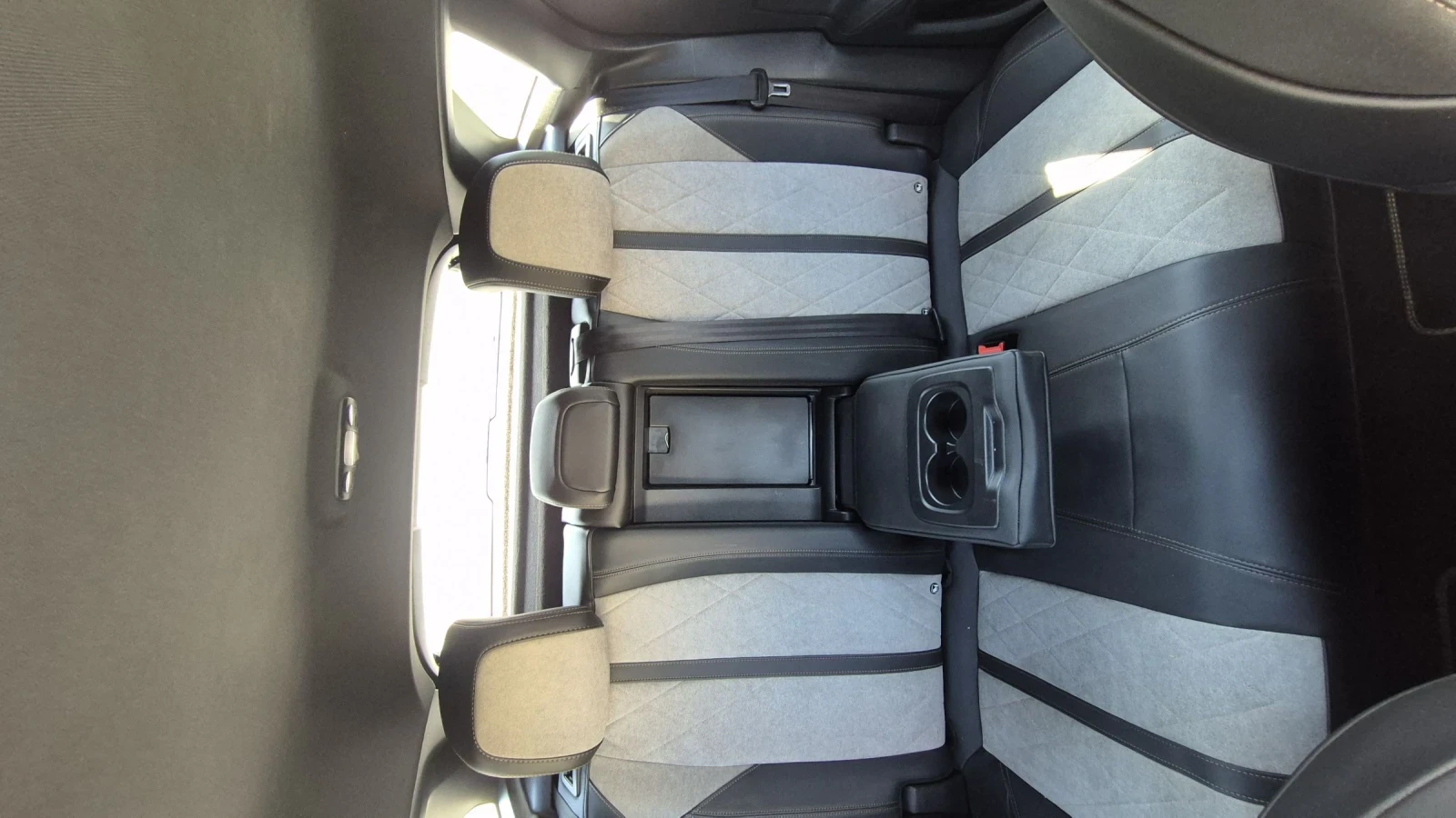 Peugeot 3008, снимка 8 - Автомобили и джипове - 53865162