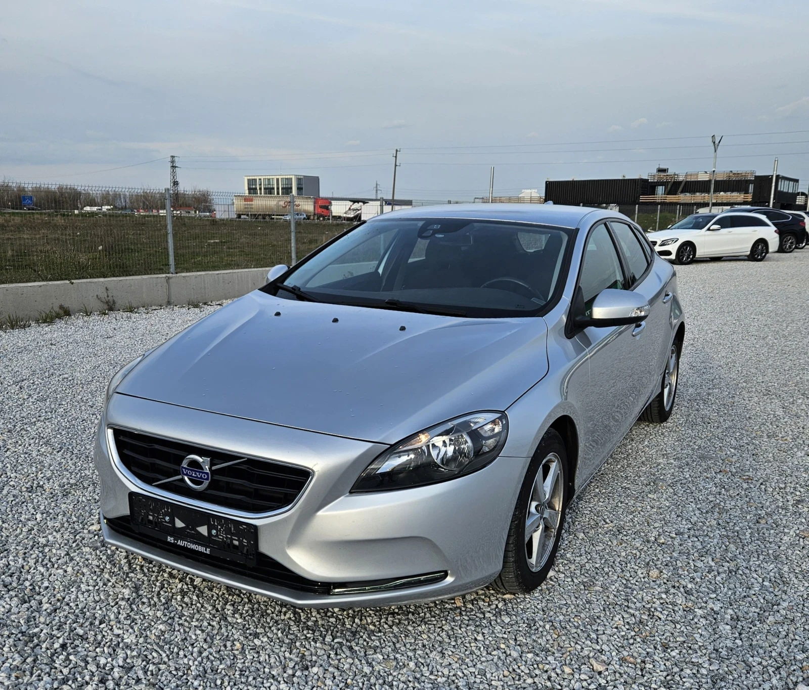 Volvo V40