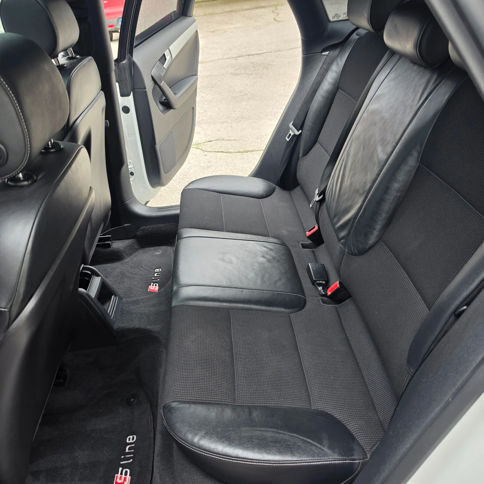 Audi A3 2.0TDI FULL, снимка 17 - Автомобили и джипове - 54128916