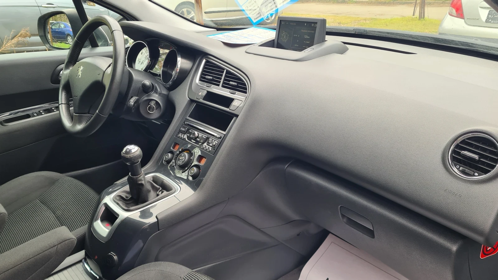 Peugeot 5008 1.6, 120 коня, 7 местен, снимка 10 - Автомобили и джипове - 54319700