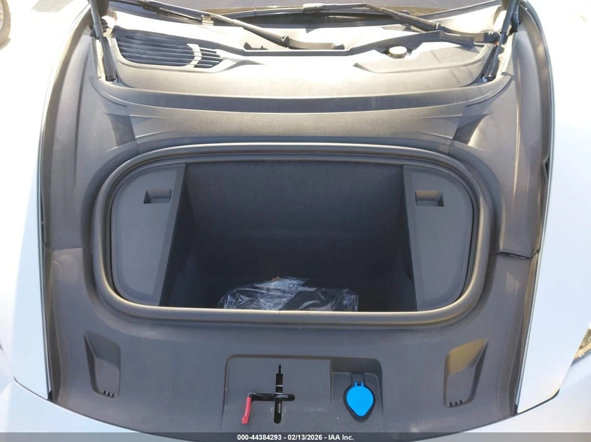 Porsche Taycan 4, снимка 10 - Автомобили и джипове - 54379012