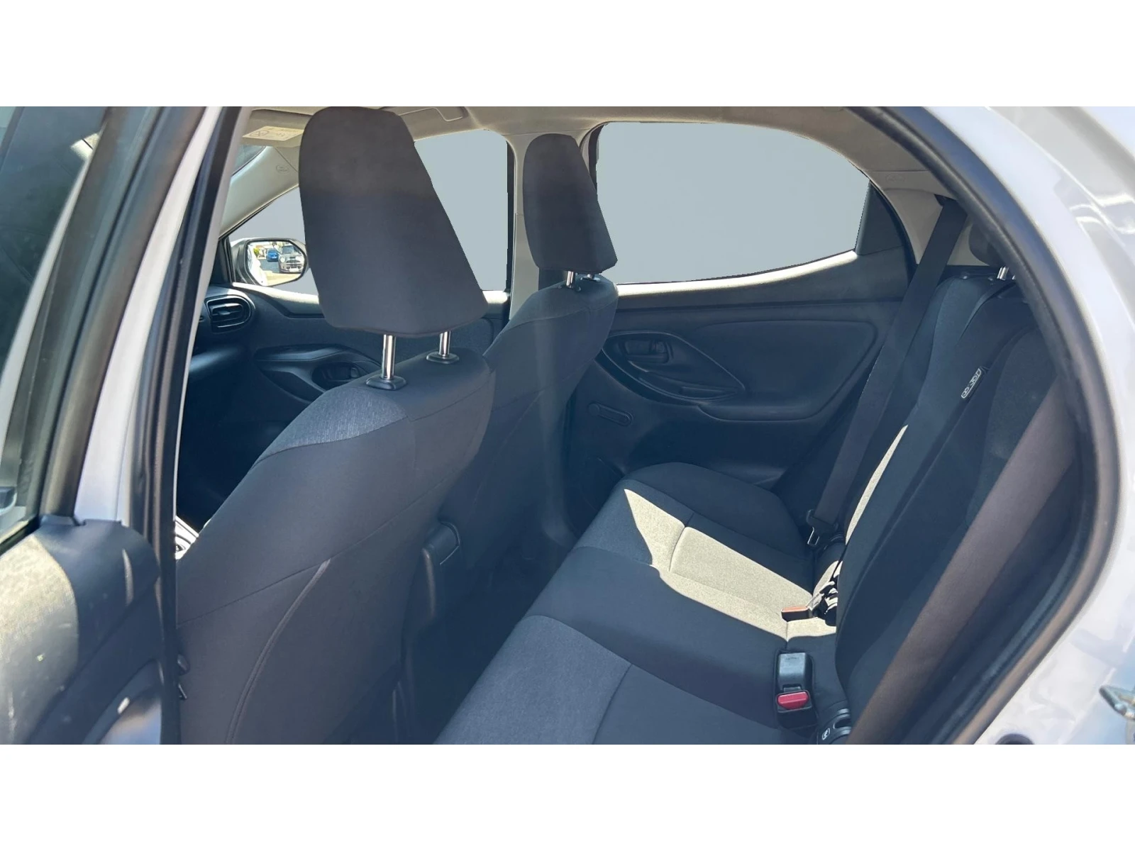 Toyota Yaris Месечна вноска от 200  , снимка 11 - Автомобили и джипове - 54830055