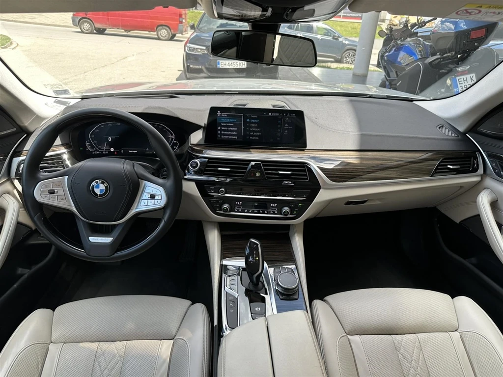 BMW 530E xDrive Седан, снимка 7 - Автомобили и джипове - 55314388