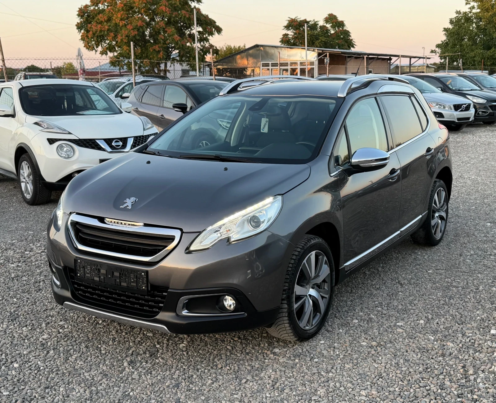 Peugeot 2008 1.6e-Hdi 115кс * ALLURE* 6ск