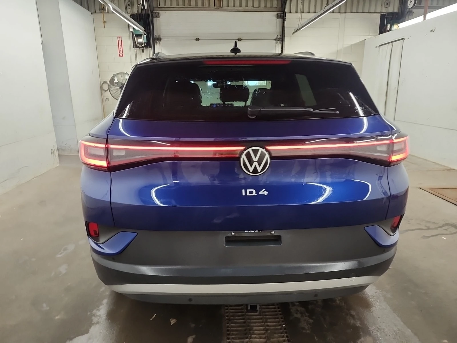 VW ID.4 * PRO * АВТОКРЕДИТ БЕЗ ПЪРВОНАЧАЛНА ВНОСКА* , снимка 17 - Автомобили и джипове - 55881072