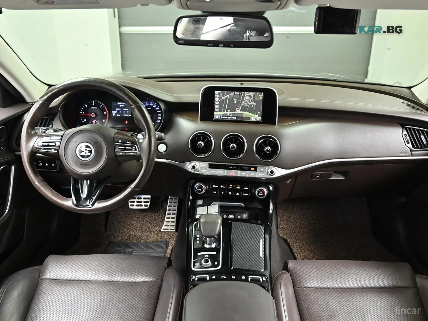 Kia Stinger AWD* PLATINUM* КАМЕРА* HEADUP* ПЕРА* ОБДУХВАНЕ* , снимка 7 - Автомобили и джипове - 55964452