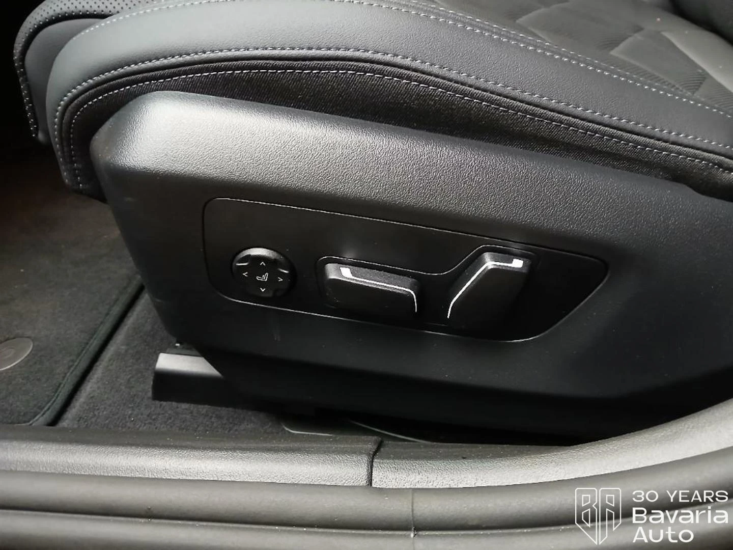 BMW 540 d xDrive M Sport Paket, снимка 12 - Автомобили и джипове - 56014192