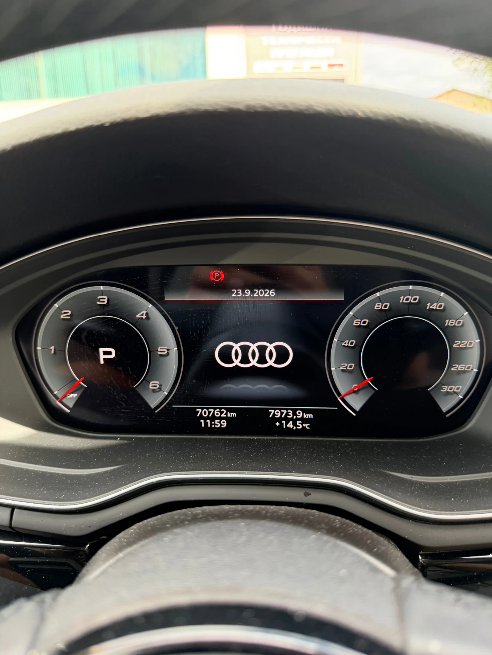 Audi A4 Аvant 30TDI S-tronic Diesel-Electric, снимка 17 - Автомобили и джипове - 56194322