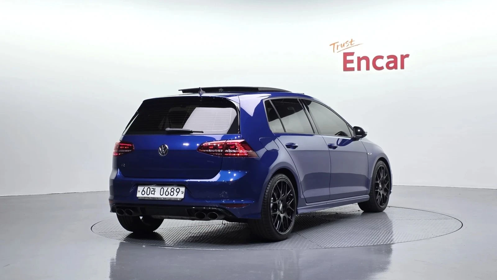 VW Golf, снимка 2 - Автомобили и джипове - 56689689
