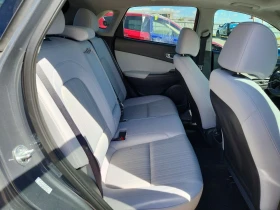 Hyundai Kona SEL AWD, снимка 11