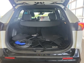 Toyota Rav4 Prime XSE Plug In Hybrid, снимка 11