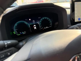 Toyota C-HR 2.0 BENZIN GERMANY PLUGIN-HIBRID | Auto.bg — изображение 10